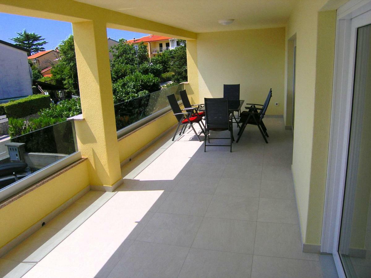 Apartmani Krajinovic Veglia Exterior foto