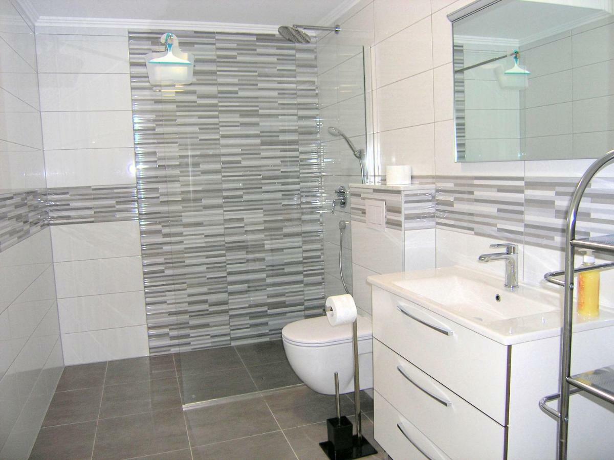Apartmani Krajinovic Veglia Exterior foto