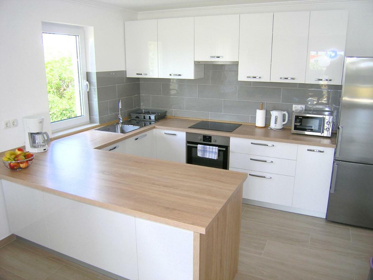 Apartmani Krajinovic Veglia Exterior foto