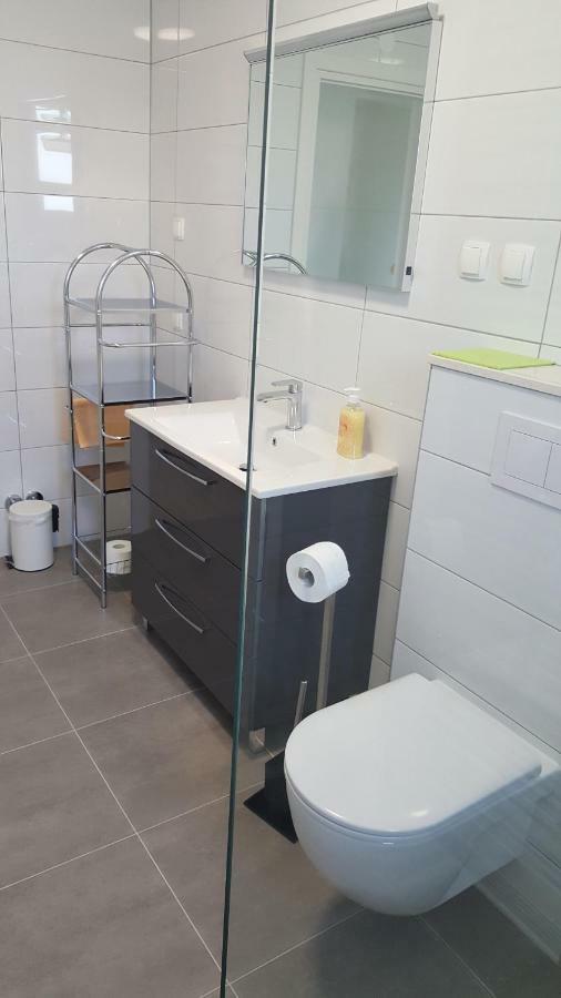 Apartmani Krajinovic Veglia Exterior foto