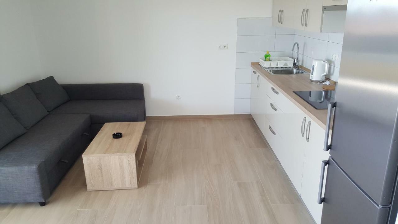 Apartmani Krajinovic Veglia Exterior foto