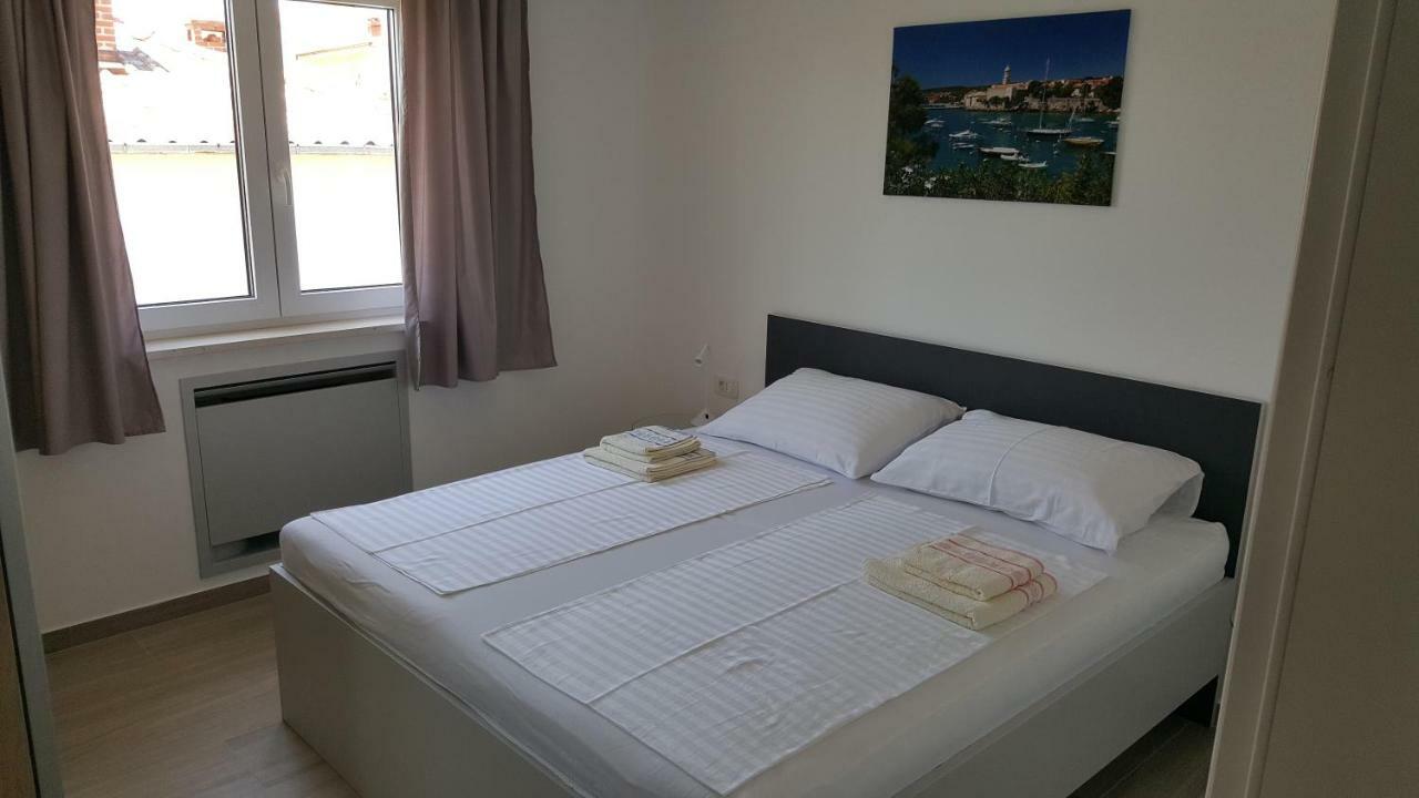 Apartmani Krajinovic Veglia Exterior foto